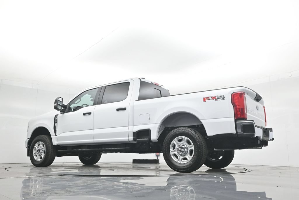 New 2026 Ford F250 XL w/ STX Appearance Package AWD/4WD image 3