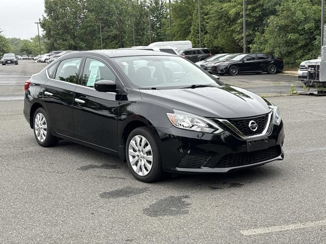 Used 2017 Nissan Sentra SV w/ Driver's Assist Package FWD image 1
