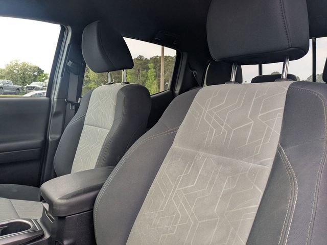 Used 2020 Toyota Tacoma TRD Off-Road w/ Technology Package image 19