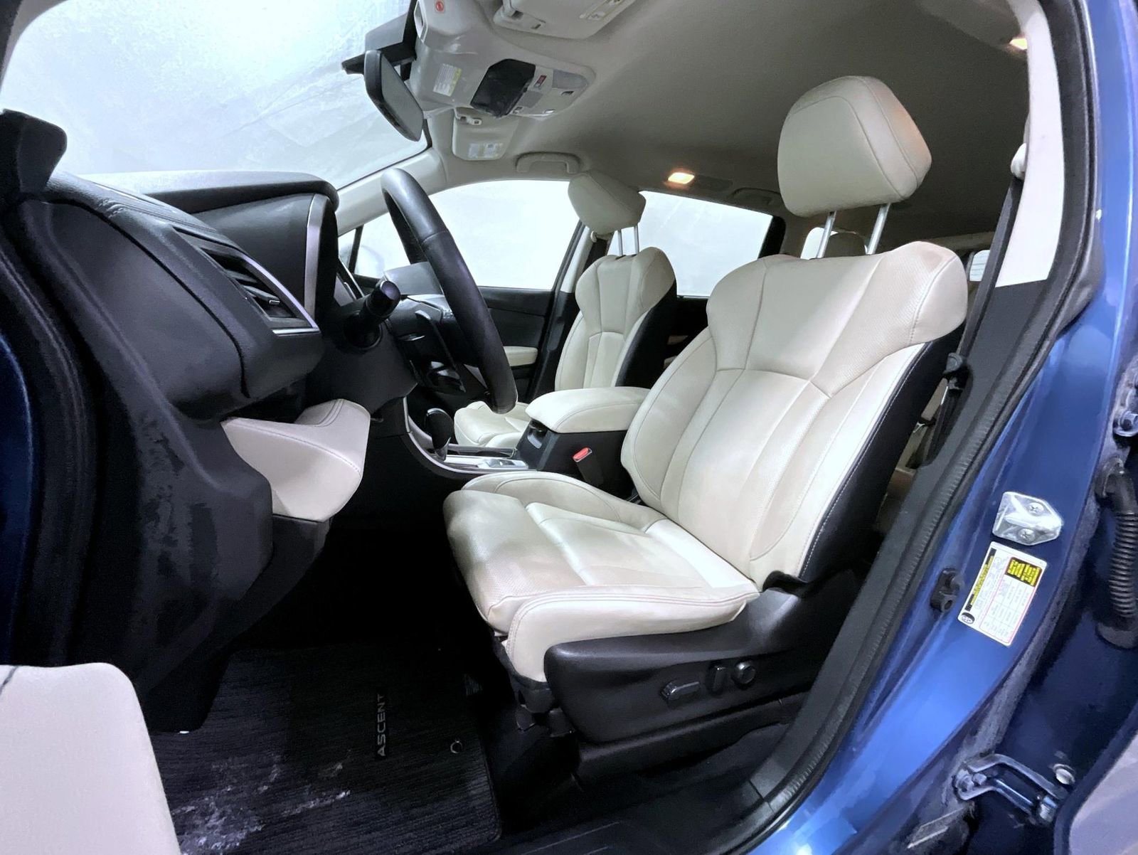 Used 2022 Subaru Ascent Limited image 11