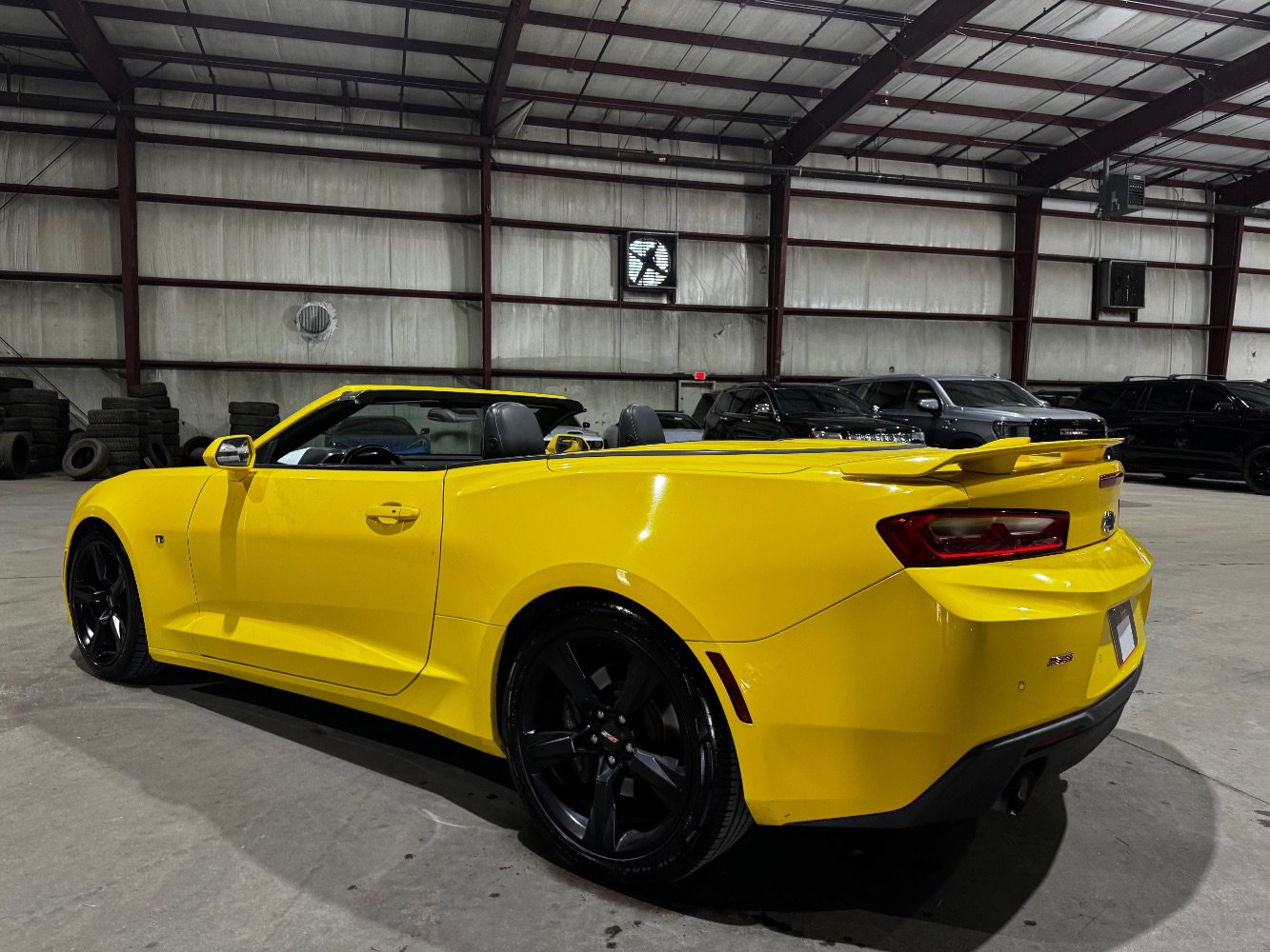 Used 2018 Chevrolet Camaro SS w/ LPO RS/SS Interior Package image 7