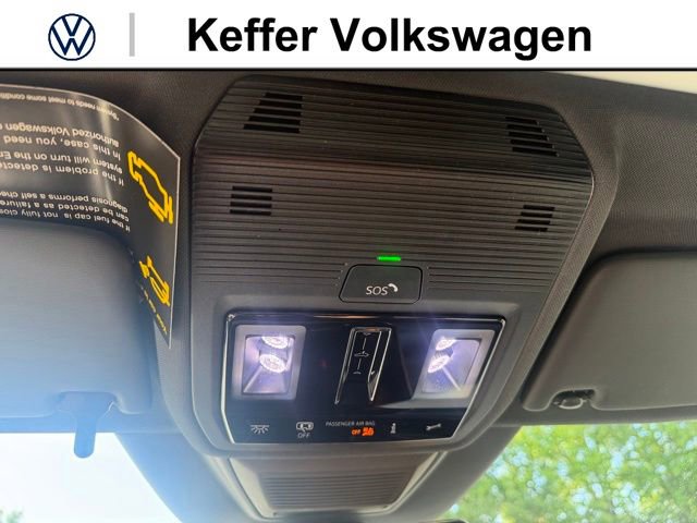 New 2026 Volkswagen GTI SE FWD image 25