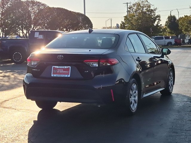 Used 2025 Toyota Corolla LE FWD image 6