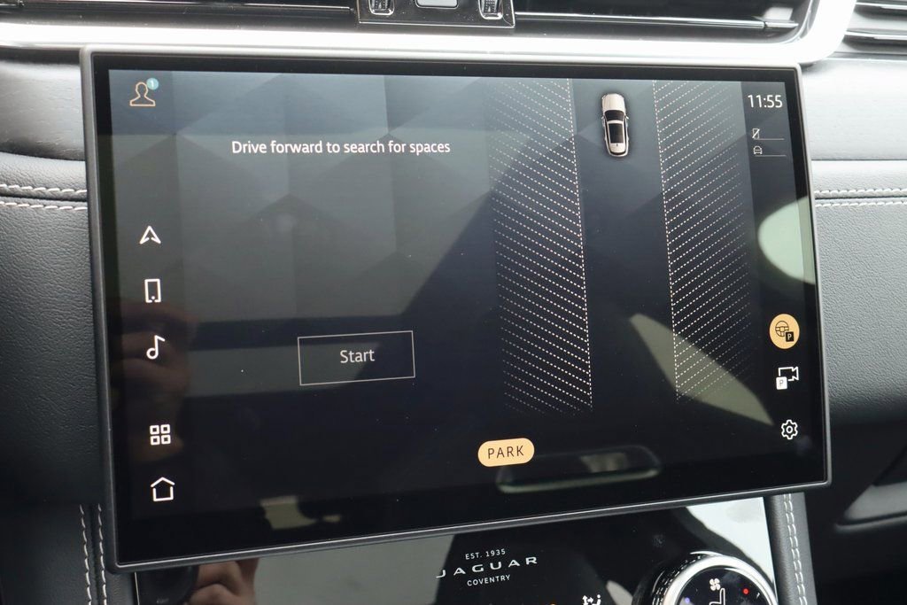 Used 2026 Jaguar F-PACE R-Dynamic S image 21