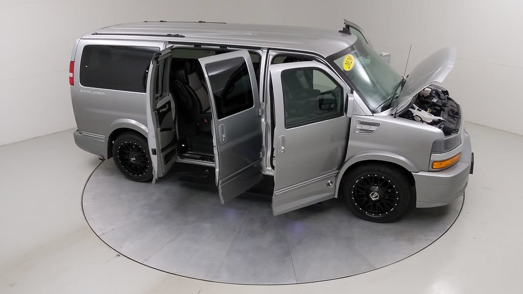 Used 2020 Chevrolet Express 2500 w/ Enhanced Convenience Package RWD image 50