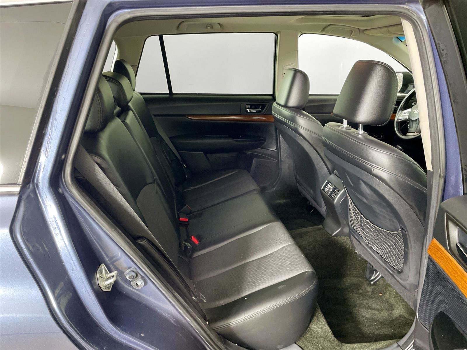 Used 2014 Subaru Outback 2.5i Limited w/ Moonroof Package image 28