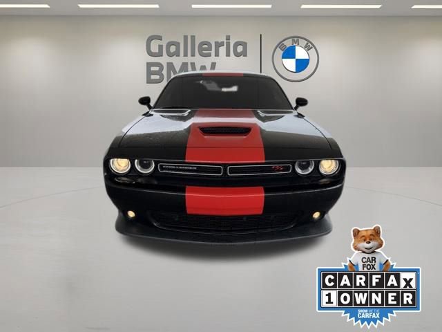 Used 2022 Dodge Challenger R/T RWD image 3
