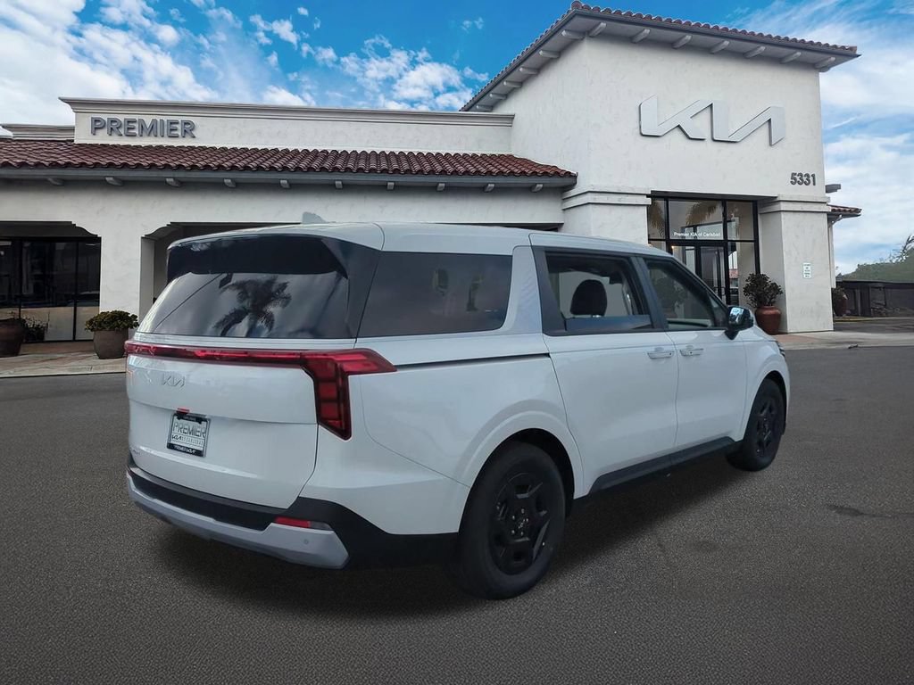 New 2026 Kia Carnival FWD image 8