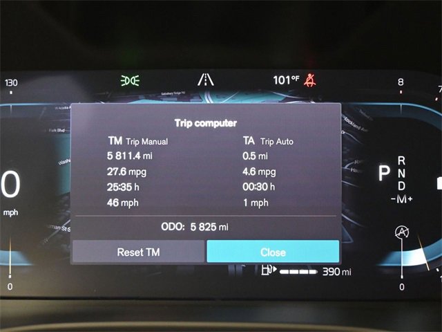 Used 2024 Volvo XC40 B5 Plus w/ Climate Package image 27