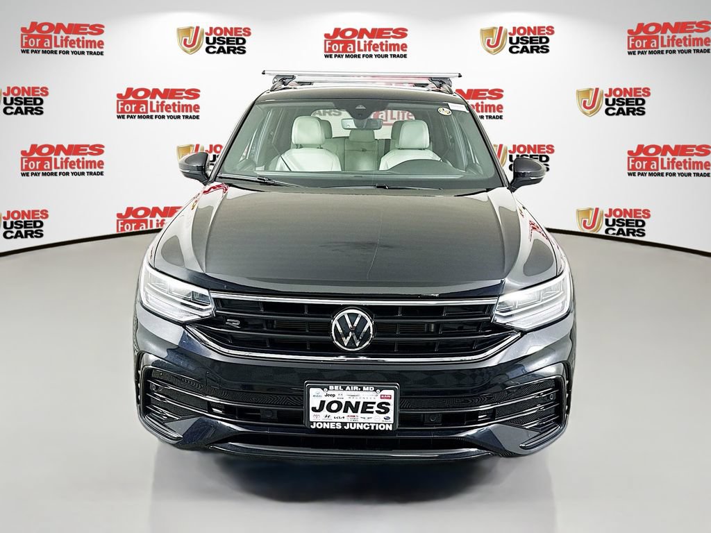 Used 2024 Volkswagen Tiguan SE R-Line AWD/4WD image 11