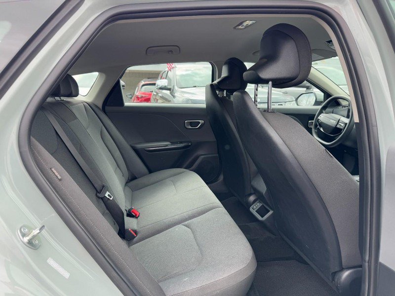 Used 2025 Kia K4 FWD image 10
