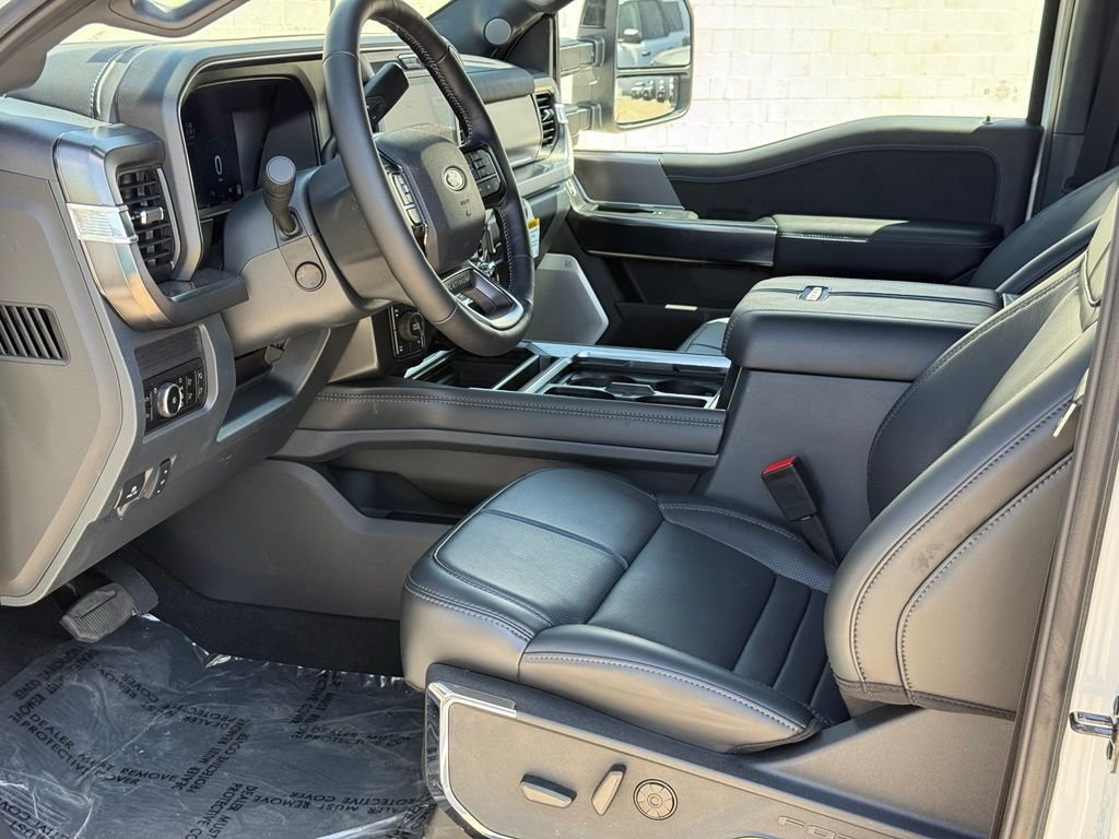 New 2026 Ford F350 Platinum w/ FX4 Off-Road Package AWD/4WD image 5
