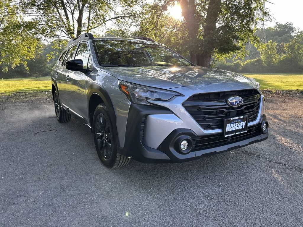 Certified 2023 Subaru Outback Onyx Edition XT AWD/4WD image 2
