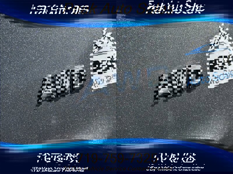 Used 2023 Nissan Rogue S image 9