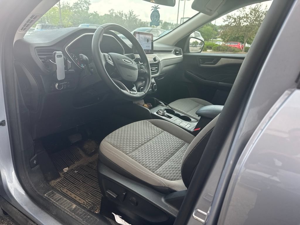 Used 2022 Ford Escape SE w/ Convenience Package FWD image 7