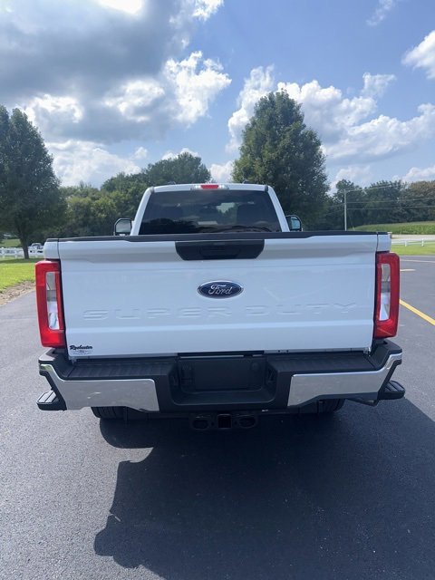 New 2025 Ford F250 XLT image 2