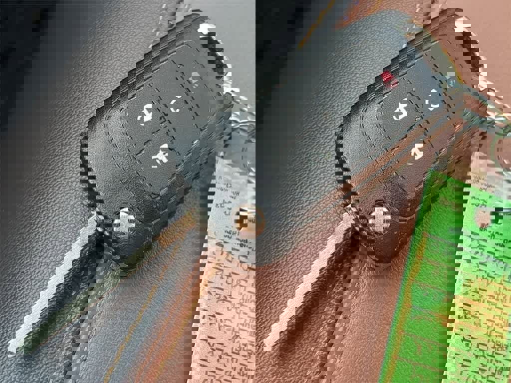 Used 2014 Buick Encore Premium image 37