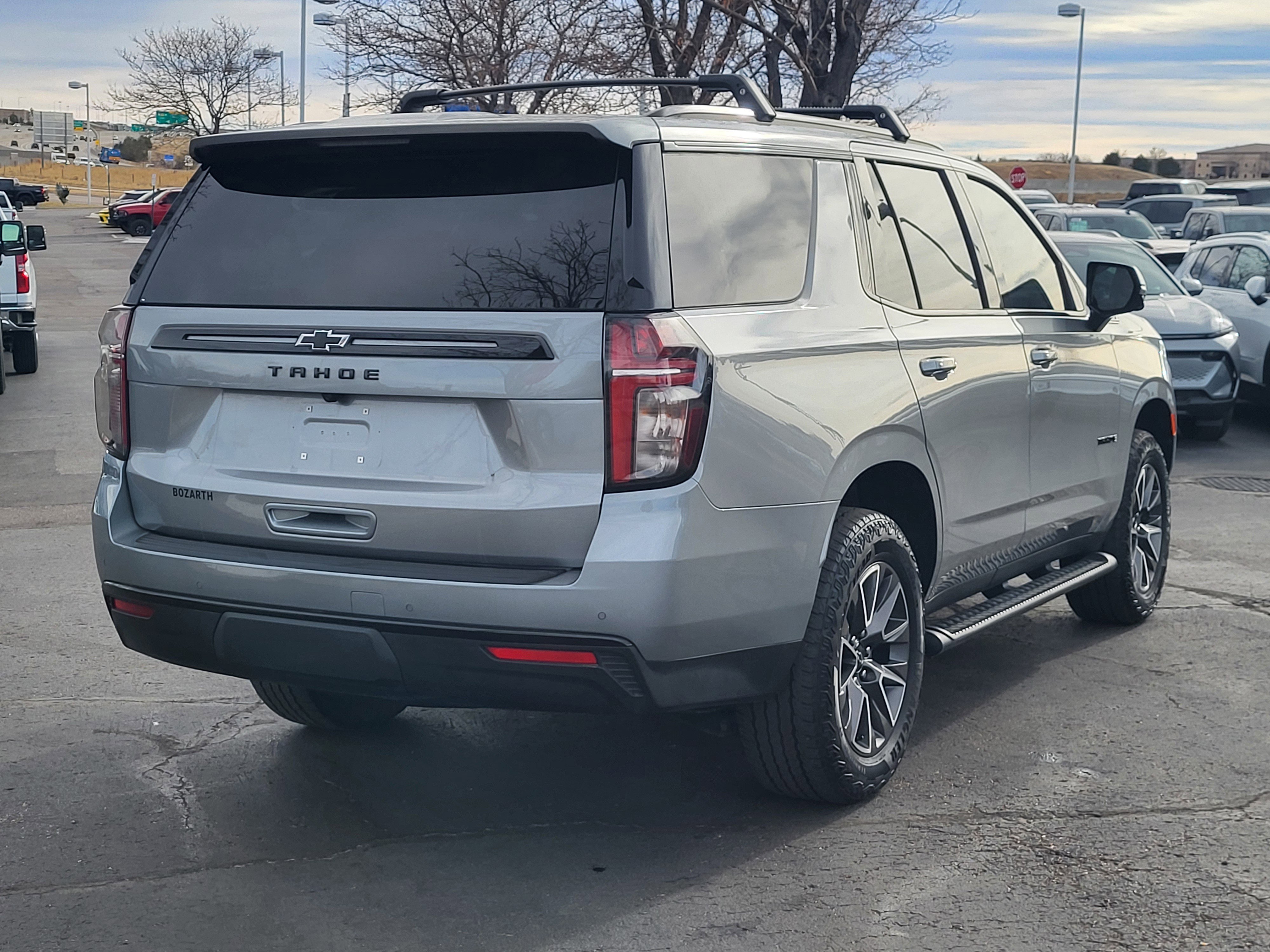 Used 2024 Chevrolet Tahoe Z71 w/ Luxury Package image 3