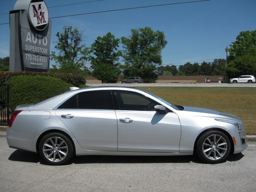 Used 2018 Cadillac CTS Luxury RWD image 8