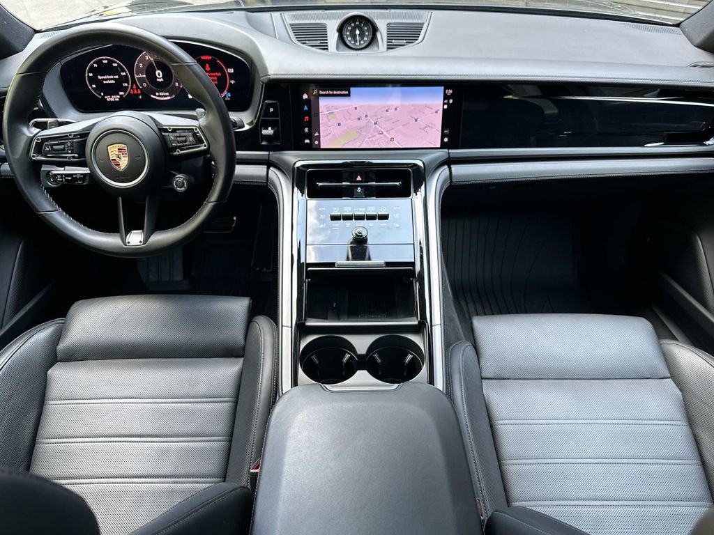 Certified 2024 Porsche Panamera 4 image 14