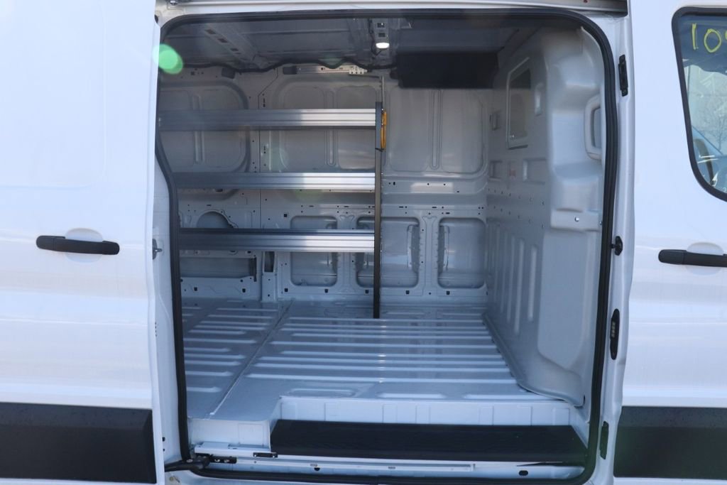 New 2025 Ford Transit 250 Low Roof RWD image 38