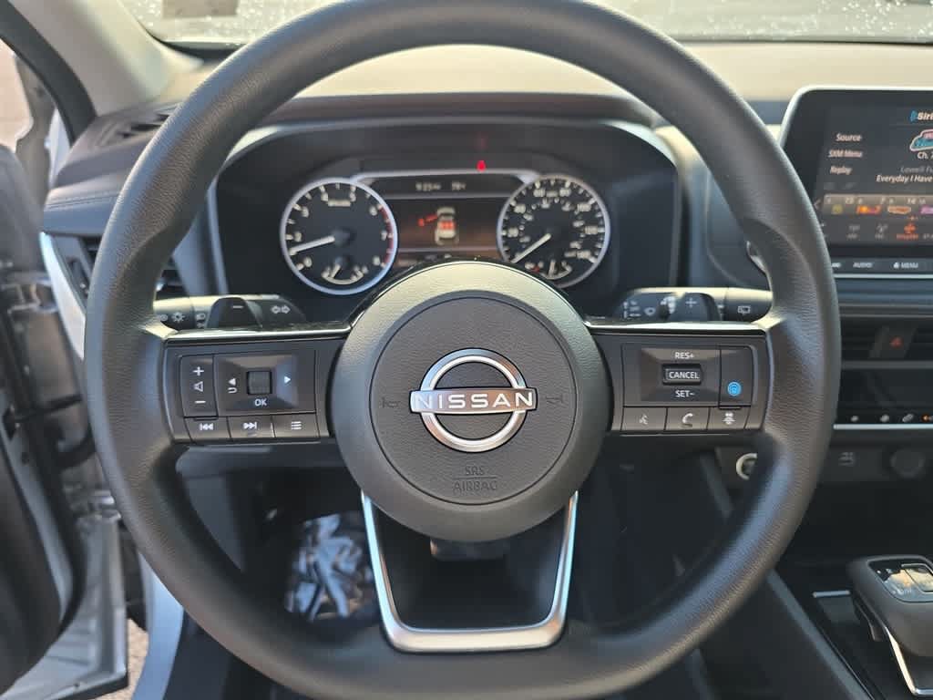 Used 2023 Nissan Rogue SV AWD/4WD image 18