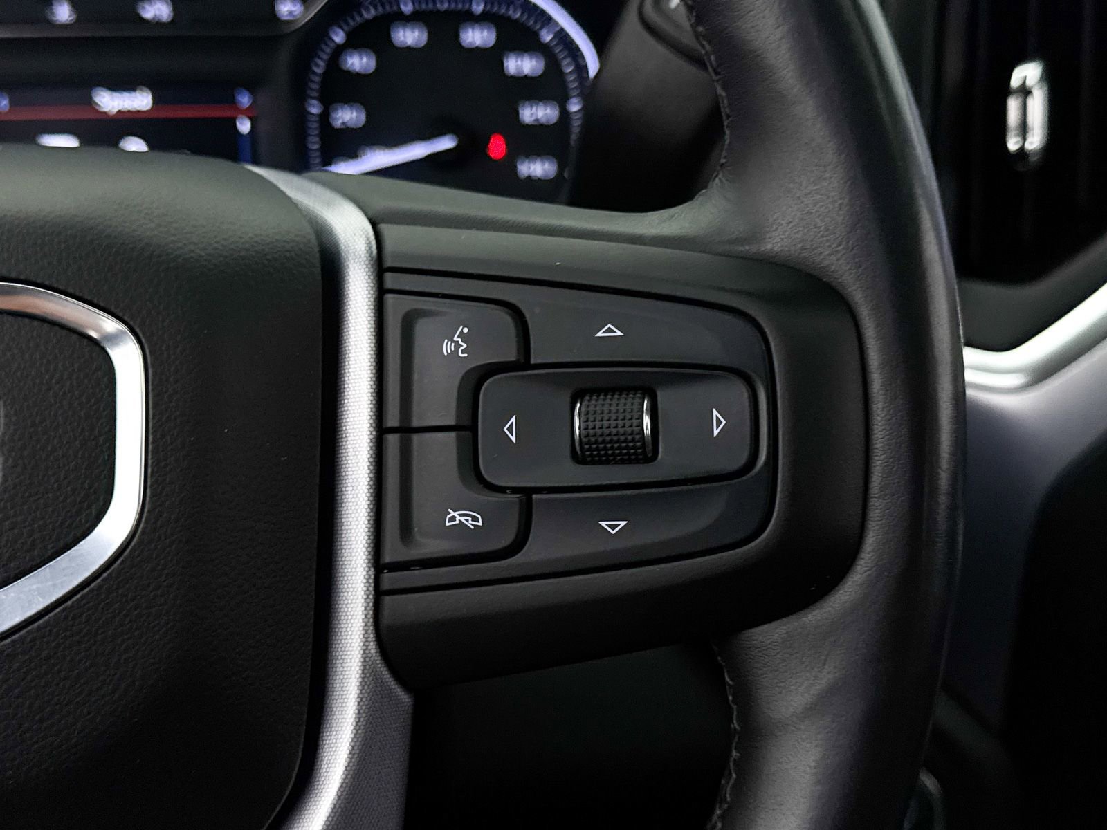 Used 2019 GMC Sierra 1500 SLT w/ SLT Premium Plus Package image 33