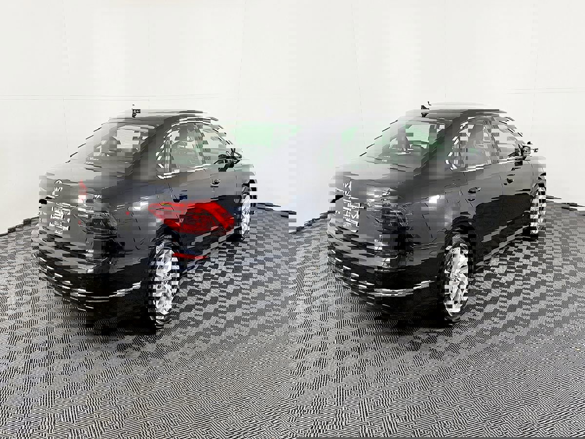 Used 2018 Volkswagen Passat 2.0T SE image 7