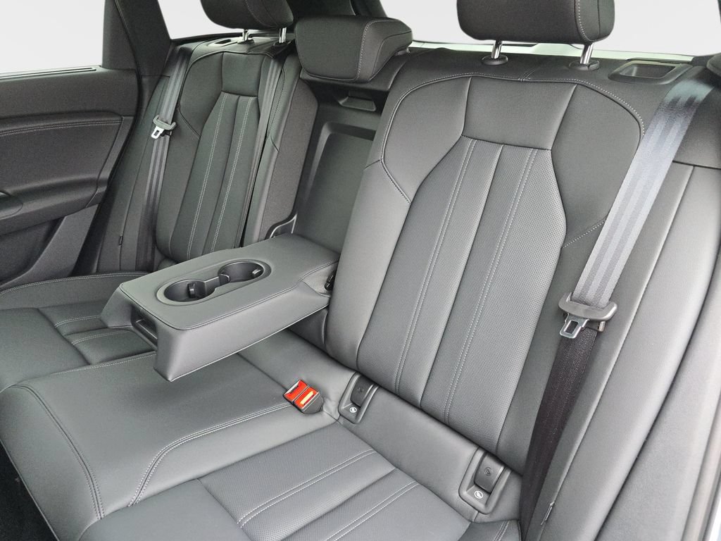 New 2027 Audi Q6 e-tron Premium Plus RWD image 14