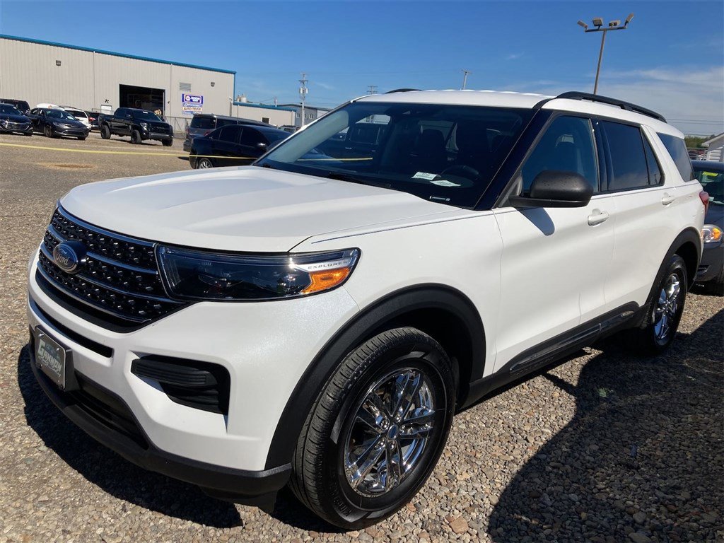 Used 2020 Ford Explorer XLT w/ Comfort Package image 1