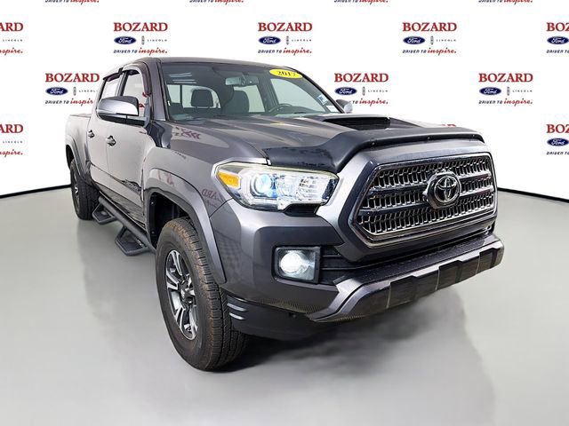 Used 2017 Toyota Tacoma TRD Sport RWD image 1