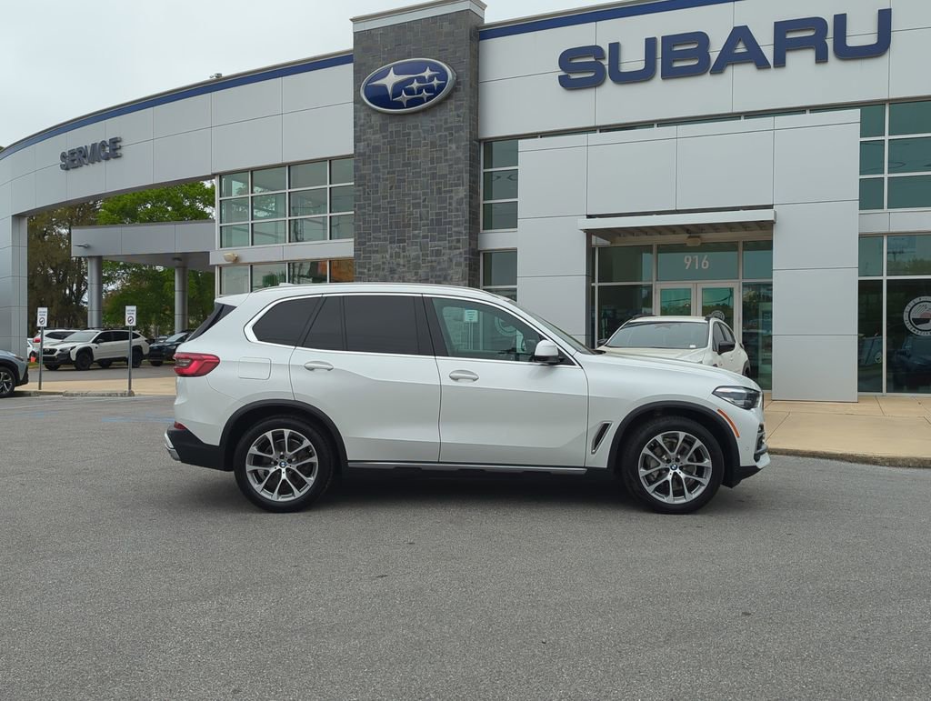 Used 2019 BMW X5 xDrive40i w/ Premium Package 2 image 8