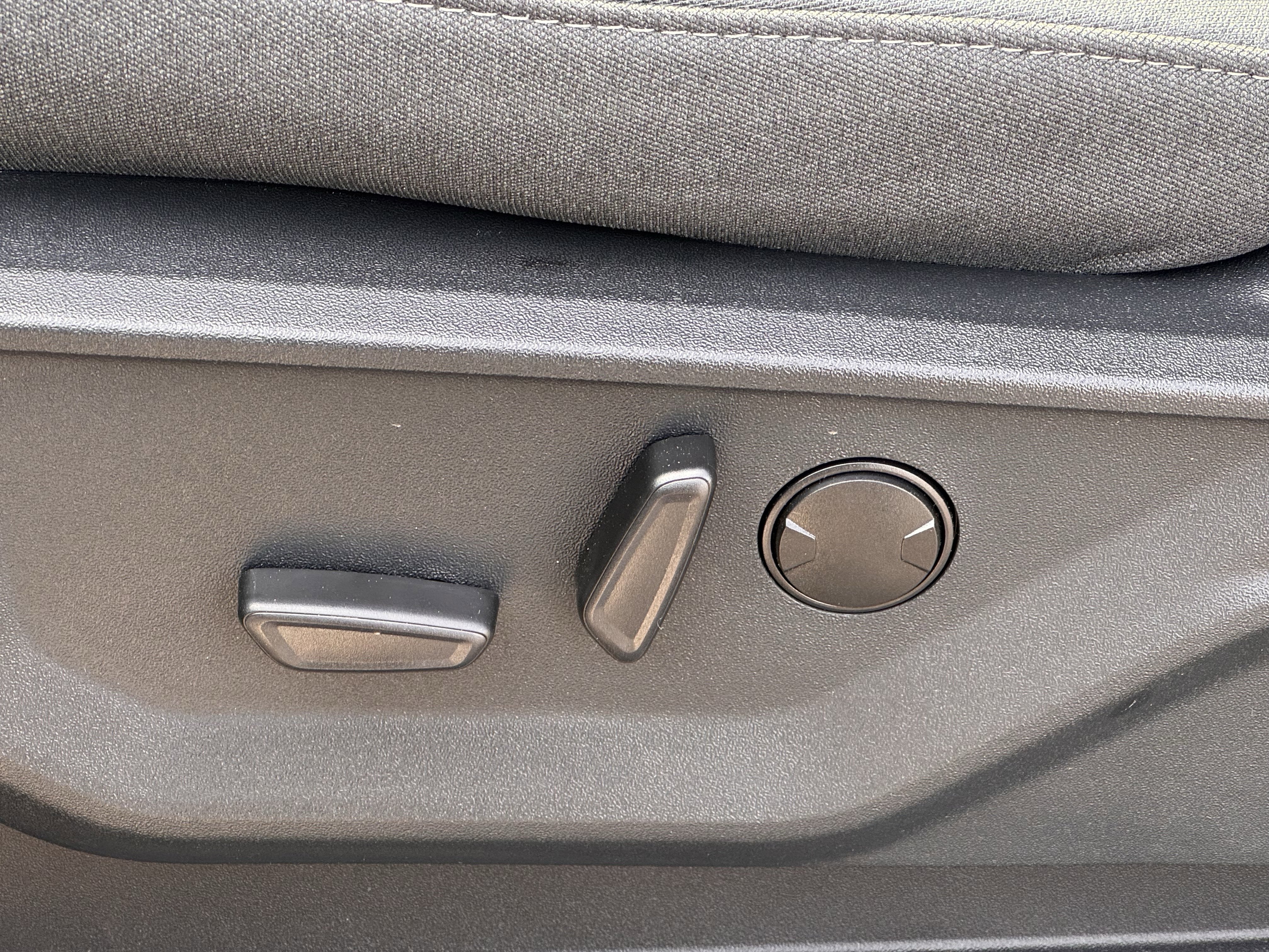 New 2026 Ford F150 XLT w/ Equipment Group 302A MID image 11