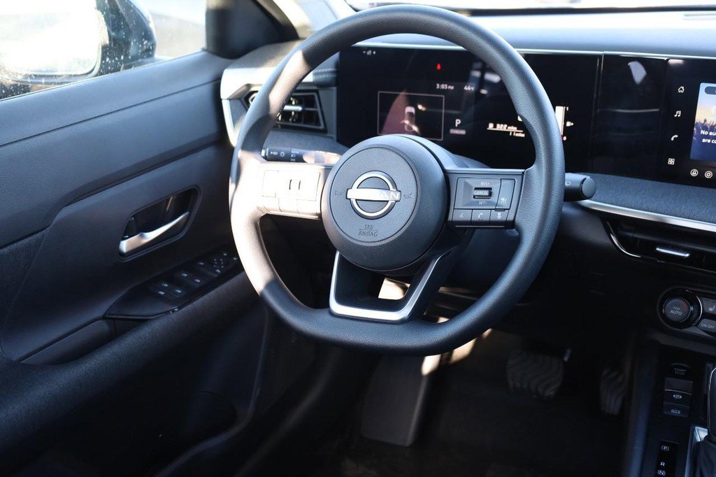 New 2026 Nissan Kicks SV w/ SV Premium Package image 25