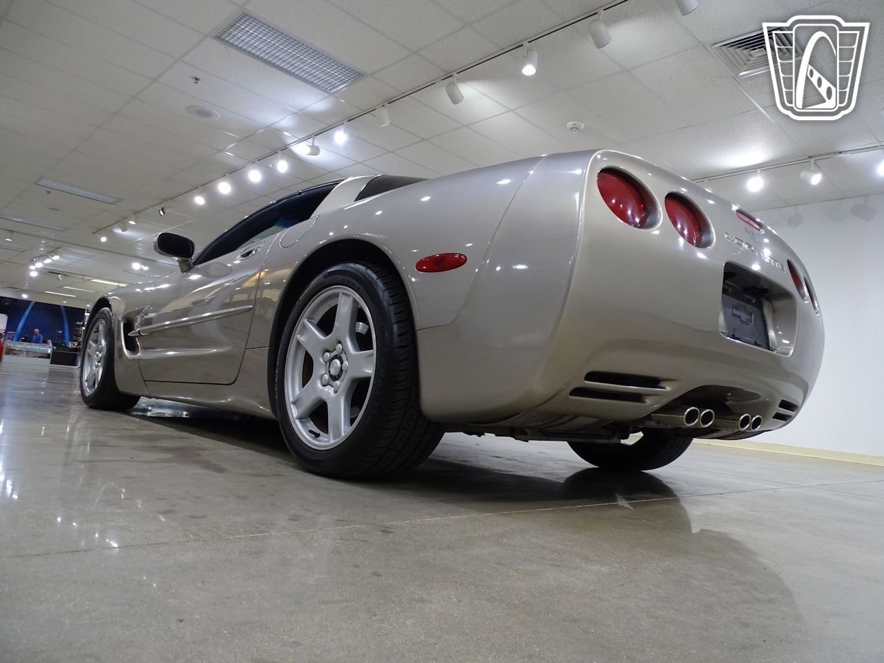 Used 1998 Chevrolet Corvette Coupe w/ Roof Pkg image 11