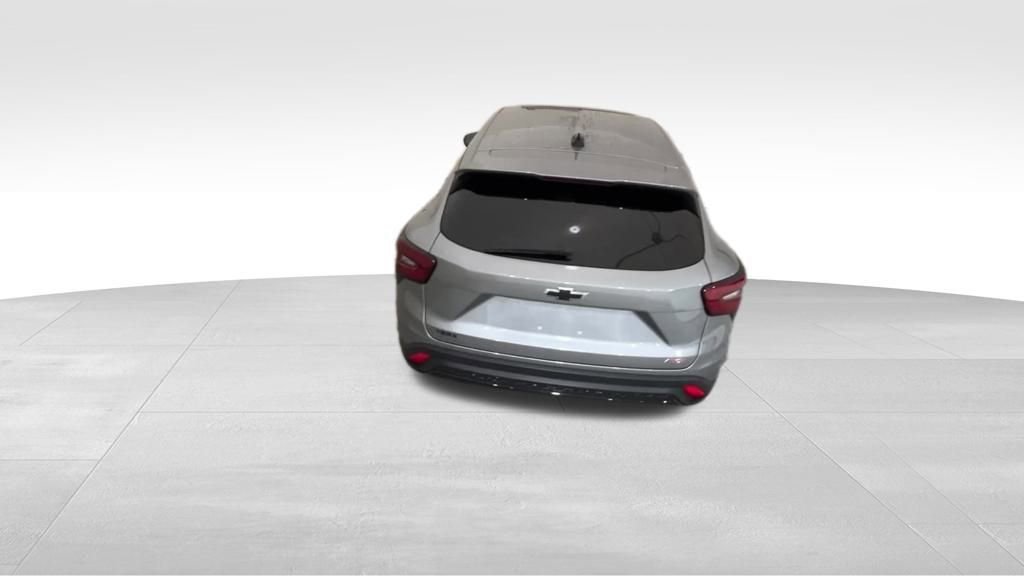 Certified 2024 Chevrolet Trax RS w/ Sunroof Package image 5