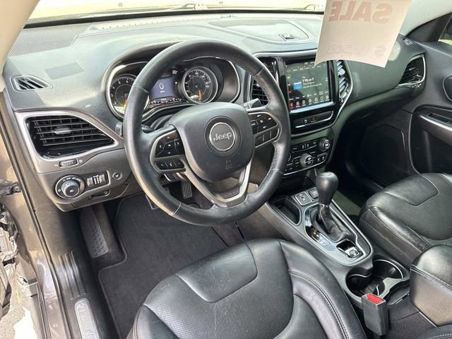 Used 2019 Jeep Cherokee Limited image 24