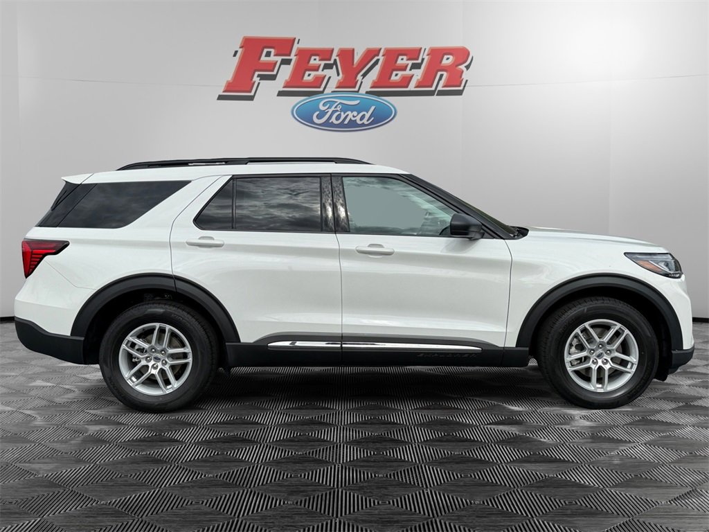 New 2025 Ford Explorer Active w/ Active Comfort Package image 8