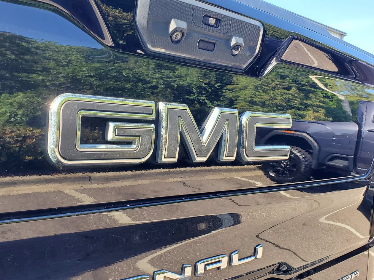 Used 2023 GMC Sierra 1500 Denali w/ Denali Reserve Package AWD/4WD image 6