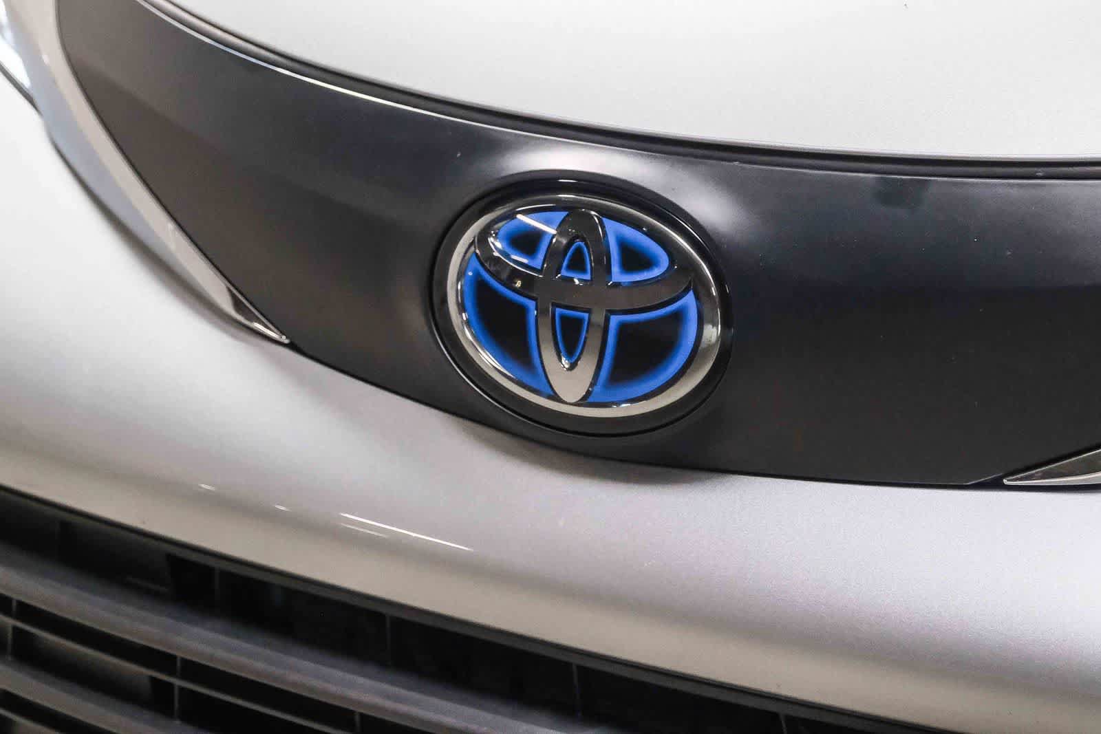 Used 2021 Toyota Sienna XLE FWD image 13