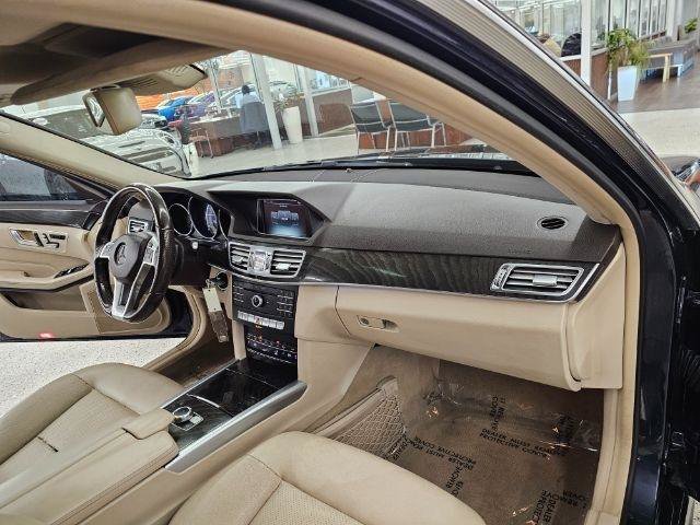 Used 2016 Mercedes-Benz E 350 4MATIC Sedan image 8