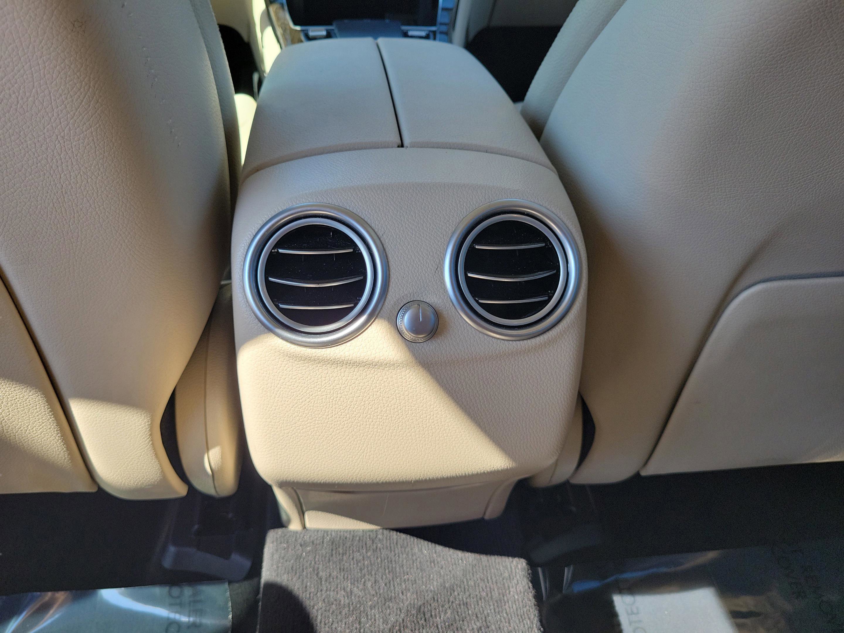 Used 2022 Mercedes-Benz GLC 300 image 8