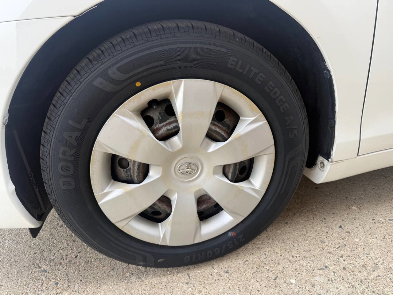 Used 2007 Toyota Camry LE FWD image 28