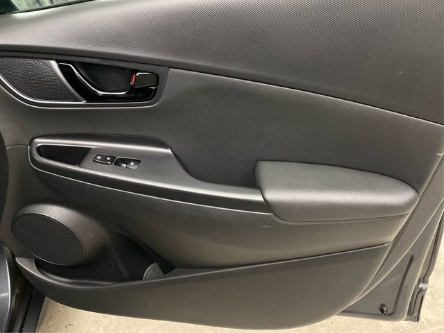 Used 2018 Hyundai Kona Limited AWD/4WD image 28