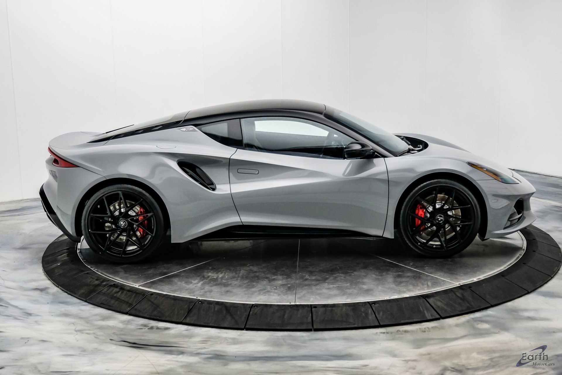 New 2026 Lotus Emira V6 SE RWD image 23