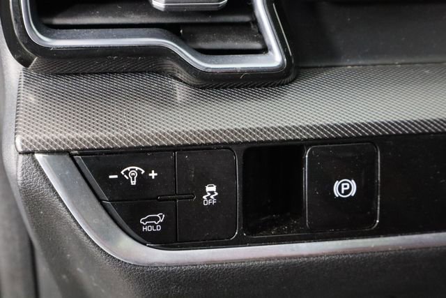 Used 2023 Kia Sportage SX image 25