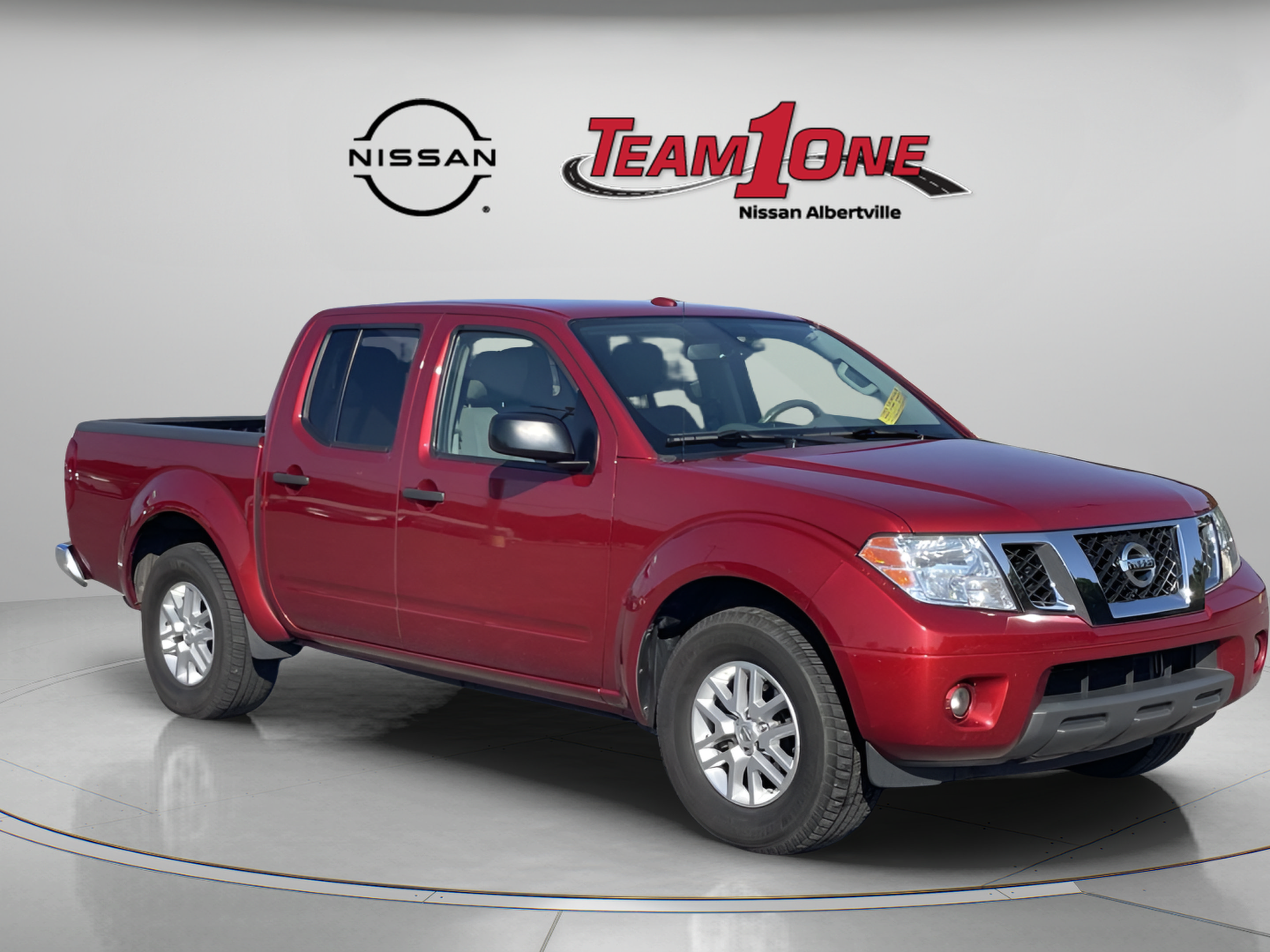 Used 2014 Nissan Frontier SV w/ SV Value Truck Package RWD image 1