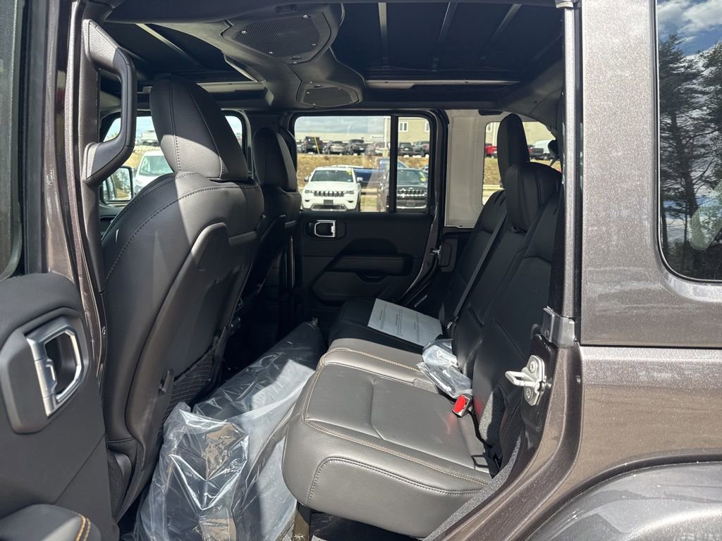 New 2026 Jeep Wrangler Sahara image 23