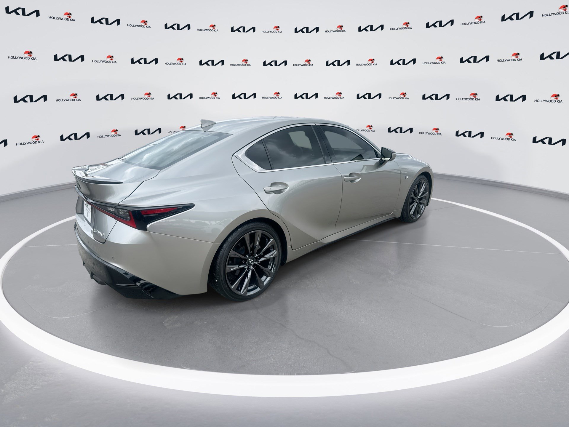 Used 2023 Lexus IS 350 F Sport image 8