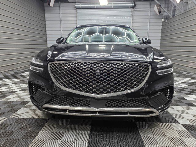 Used 2023 Genesis GV70 2.5T w/ Advanced Package AWD/4WD image 3